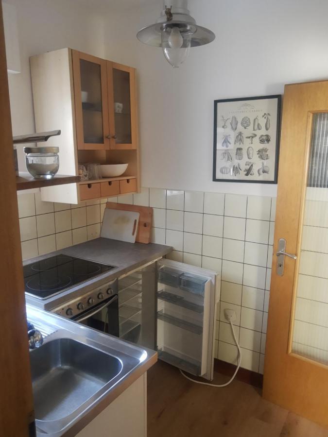 Gartenzimmer Mit Strassenbahn Zu Dom Und Messe Кельн Екстер'єр фото
