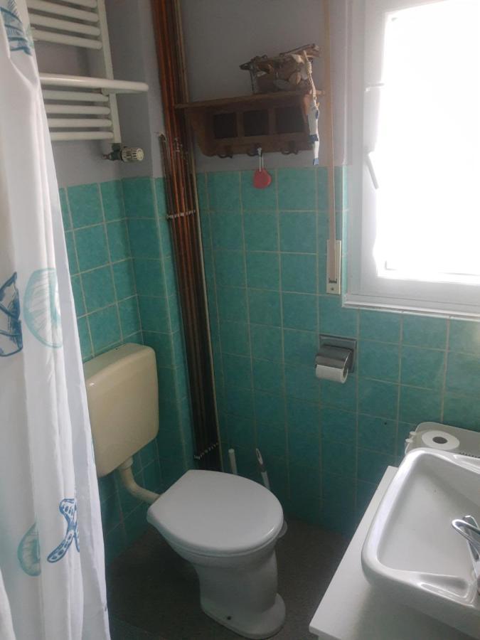 Gartenzimmer Mit Strassenbahn Zu Dom Und Messe Кельн Екстер'єр фото