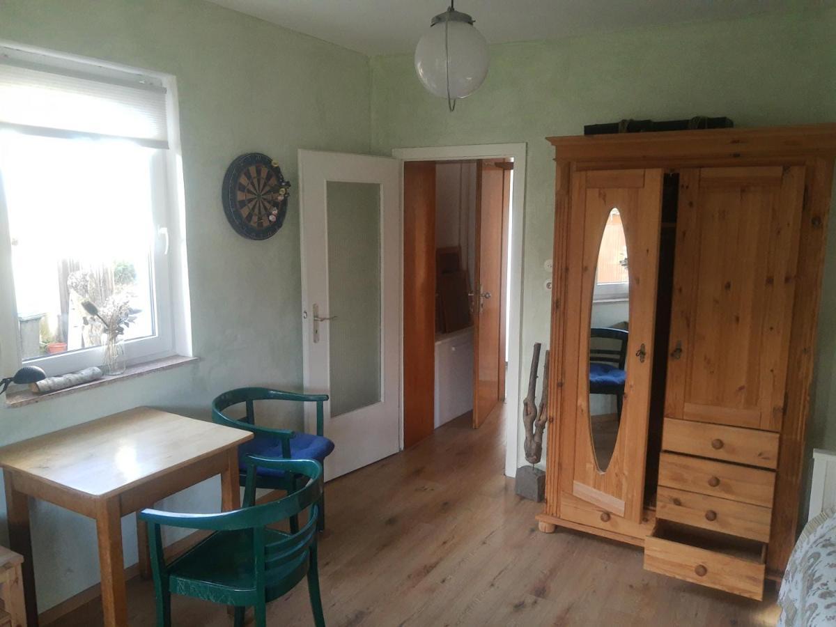 Gartenzimmer Mit Strassenbahn Zu Dom Und Messe Кельн Екстер'єр фото